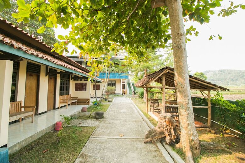 Hotel Oyo 937 Mahessa Indah Homestay