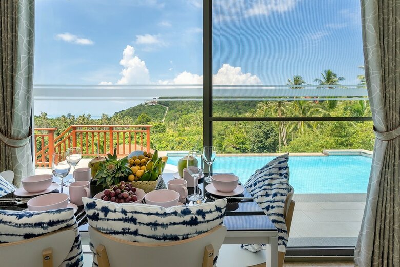 3 Bedroom Sea View Villa Mikia