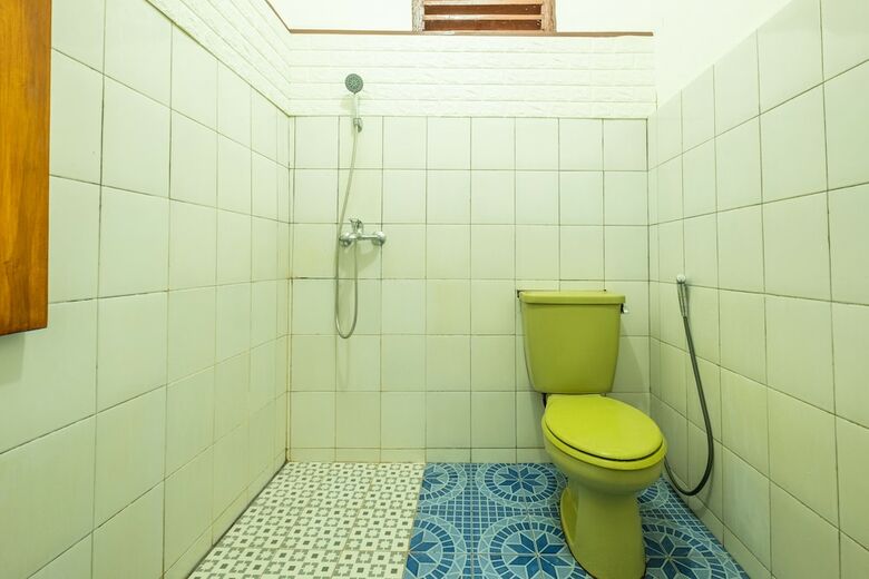 Hotel Oyo 951 Cempaka Ratu Beach Resort