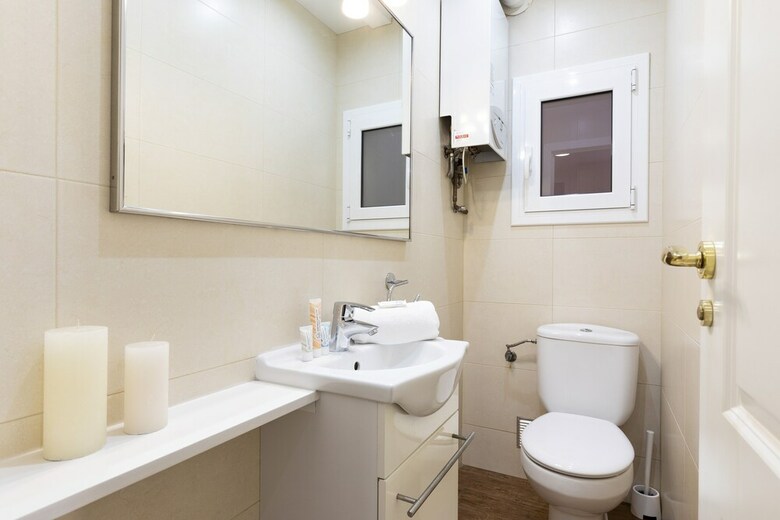 Ab Sagrada Fam�lia Bofill Apartment