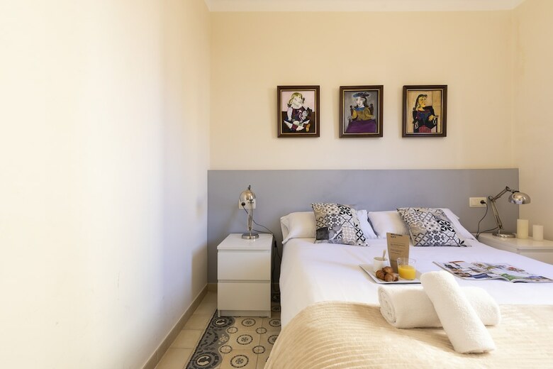 Ab Sagrada Fam�lia Bofill Apartment