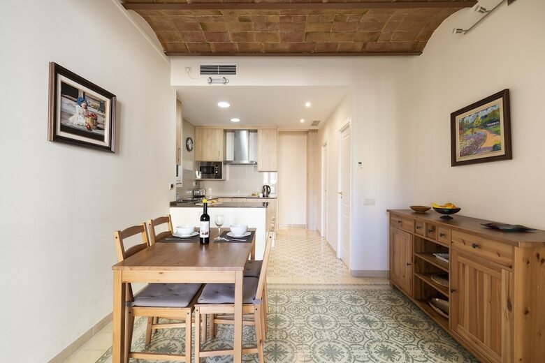 Ab Sagrada Fam�lia Bofill Apartment