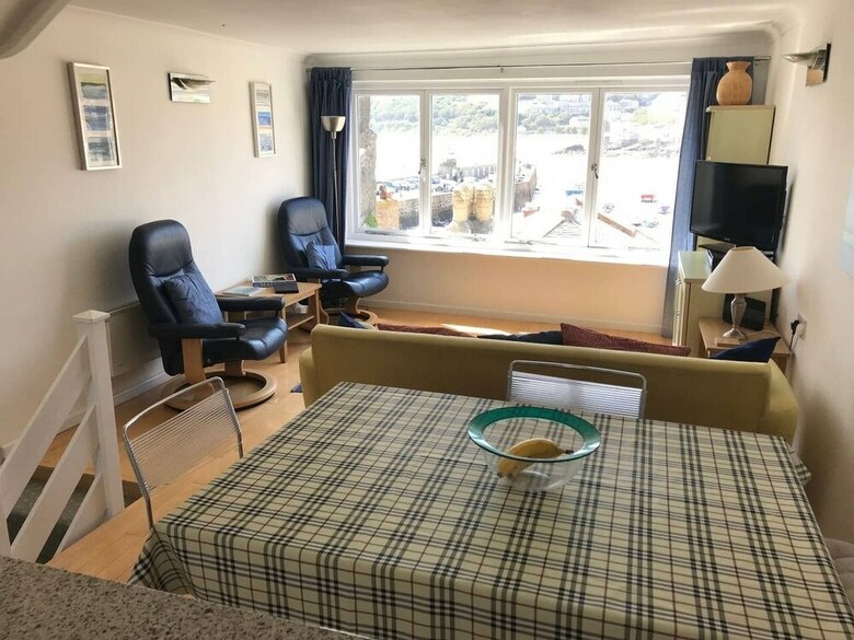 Porthgwel; A Cottage With Truly Breathtaking Views