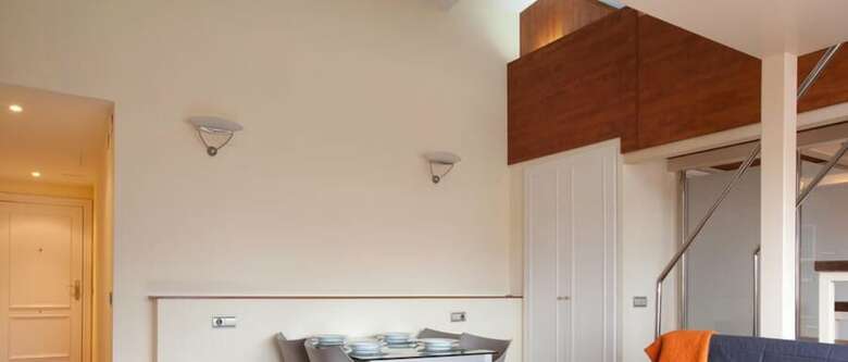 Apartamentos Ab Passeig de Gr�cia 
Penthouse - Red