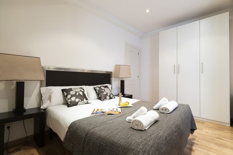 Ab Eixample Viladomat Apartment