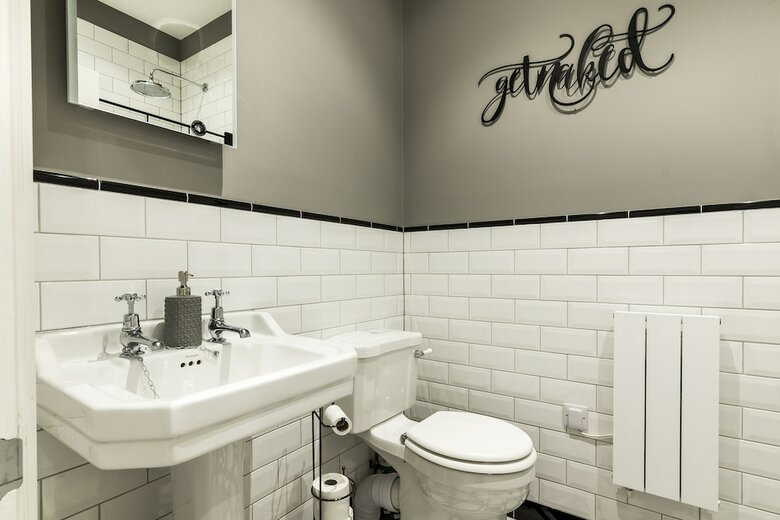 Pieces Of Eight Two Bedroom Apartment