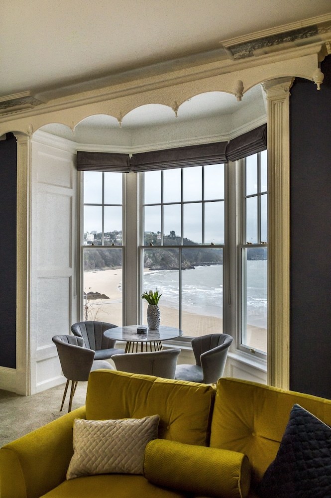 Pieces Of Eight Two Bedroom Apartment