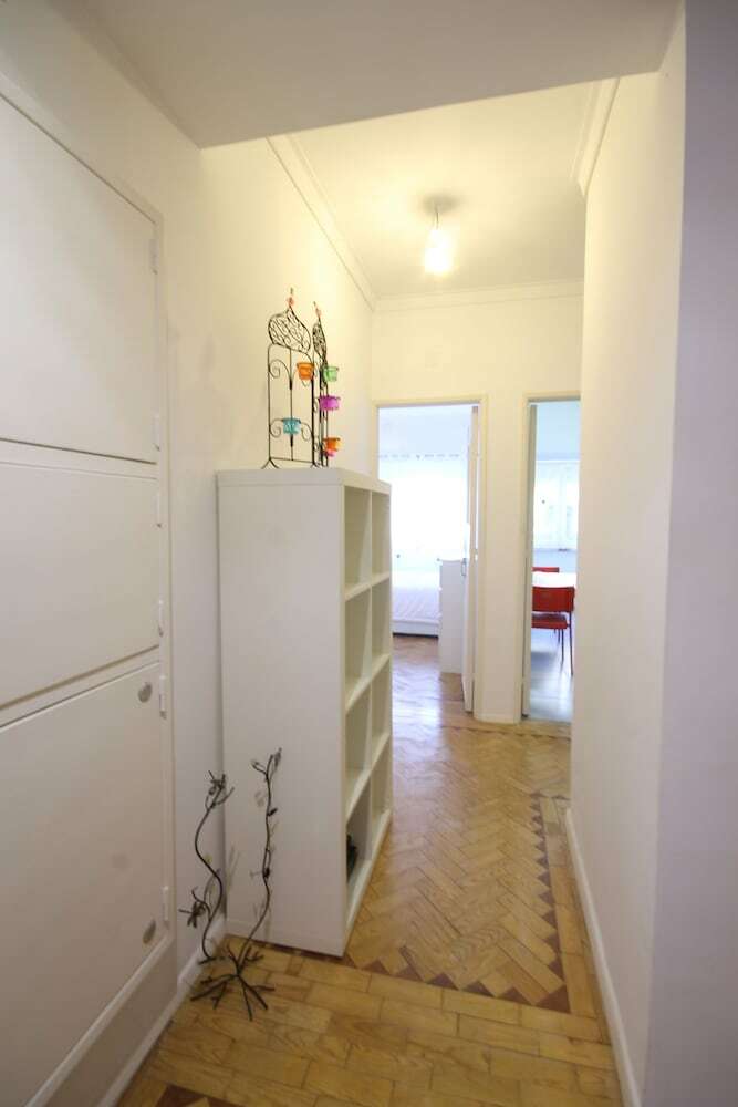 27 92 Campolide Apartment