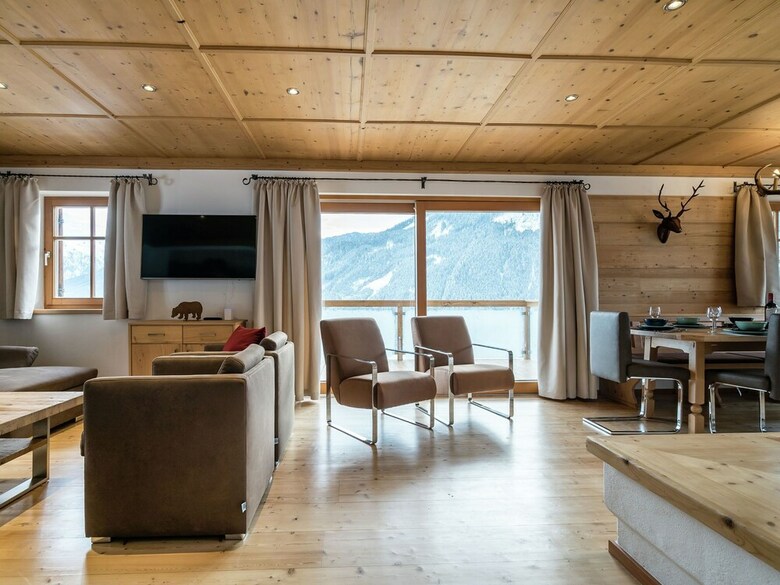 Spacious Holiday Home In Wald Im Pinzgau With Sauna