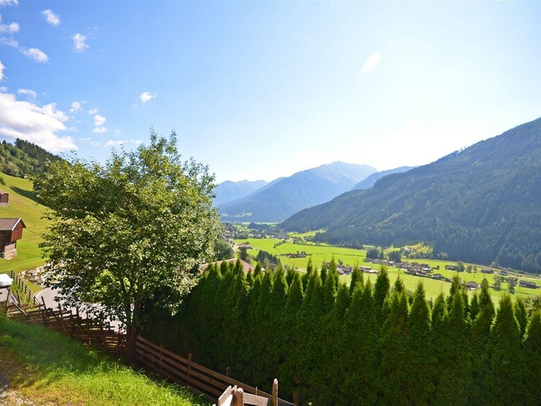 Spacious Holiday Home In Wald Im Pinzgau With Sauna