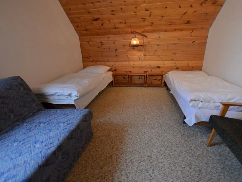 Welcoming Holiday Home With Private Garden, Heating, Parking