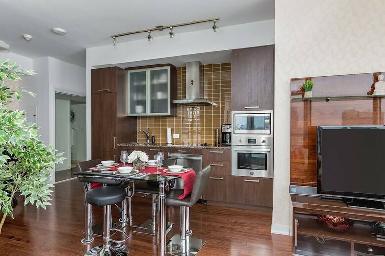 Apartamentos Panoramic 2 Bed Cn Tower View Parking