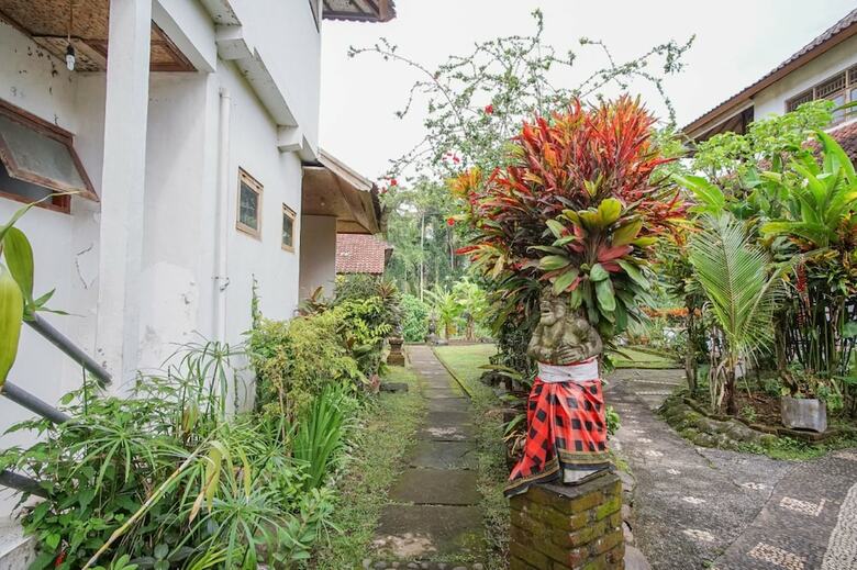 Hotel Lecuk Homestay