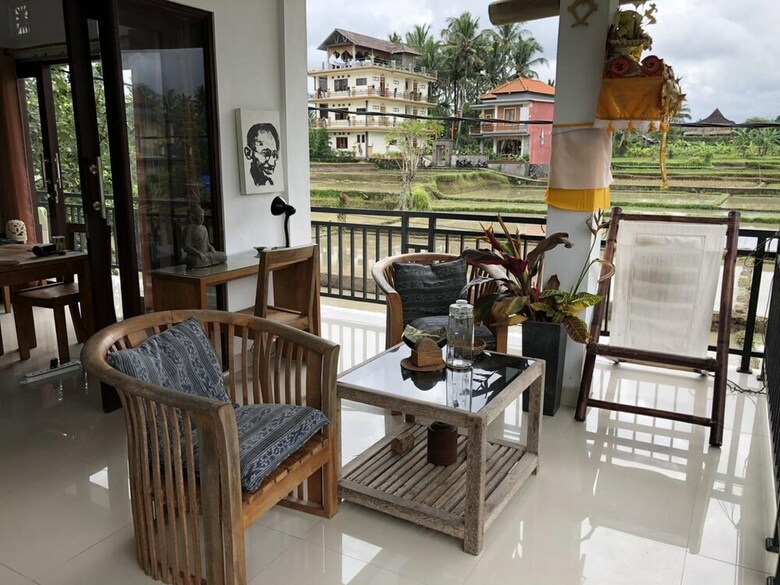 Hotel Molecha Guest House