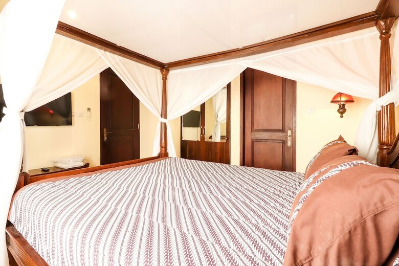 Hotel Griya Pamengkang 1 - Javanese House