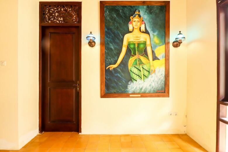 Hotel Griya Pamengkang 1 - Javanese House