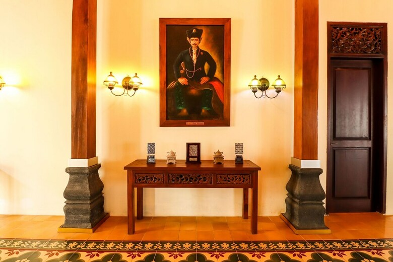 Hotel Griya Pamengkang 1 - Javanese House