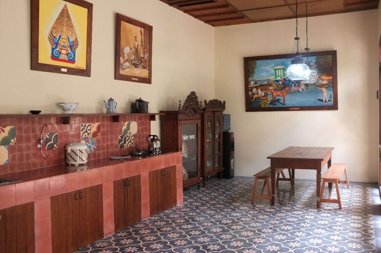 Hotel Griya Pamengkang 1 - Javanese House