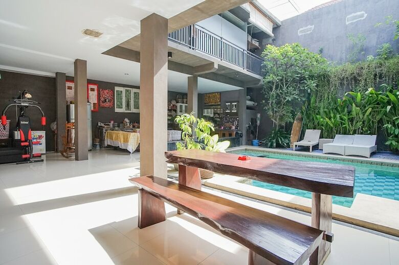 Hotel Bali 4 Stay
