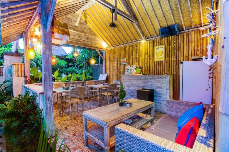 Hotel The Syron Huts