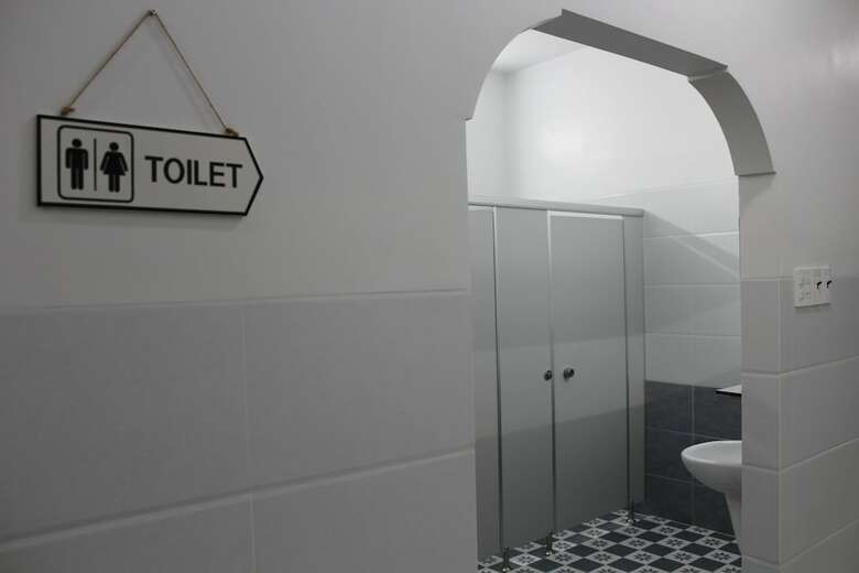 Hostal B Home - Hostel