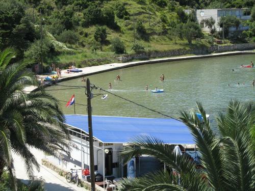 Bed & Breakfast Rooms Makaus