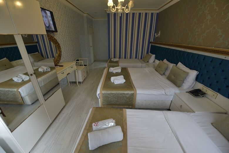 Nova  Roma Hotel