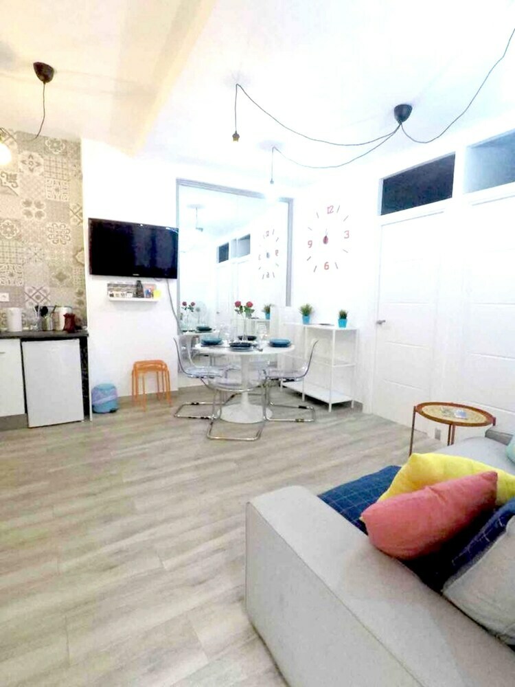 Apartment With 2 Bedrooms In Madrid, With Wifi