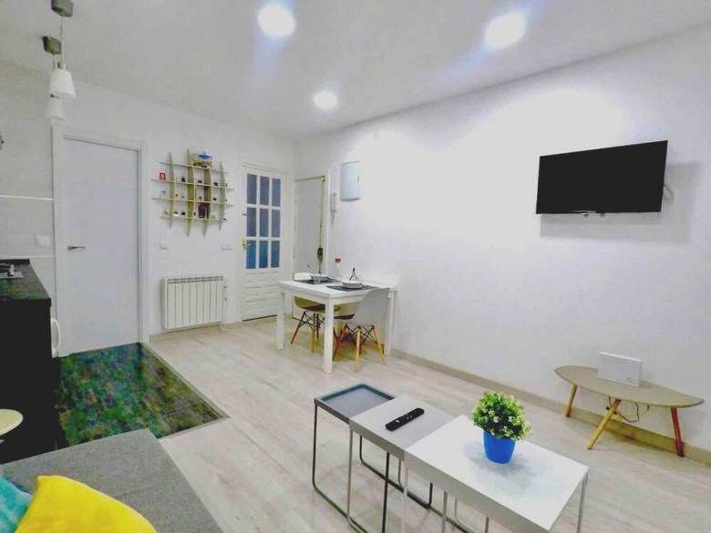 Apartment With One Bedroom In Madrid, With Wifi