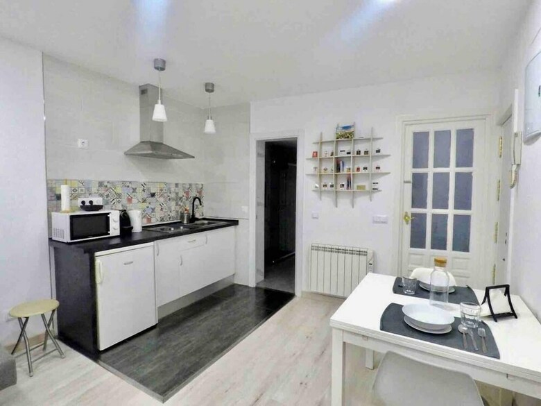Apartment With One Bedroom In Madrid, With Wifi