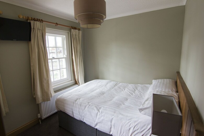 St David's Cross Hotel