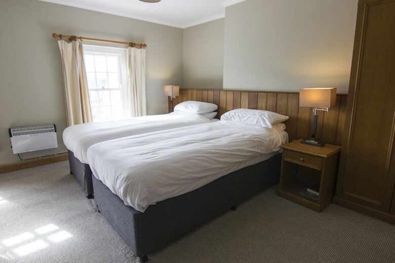 St David's Cross Hotel