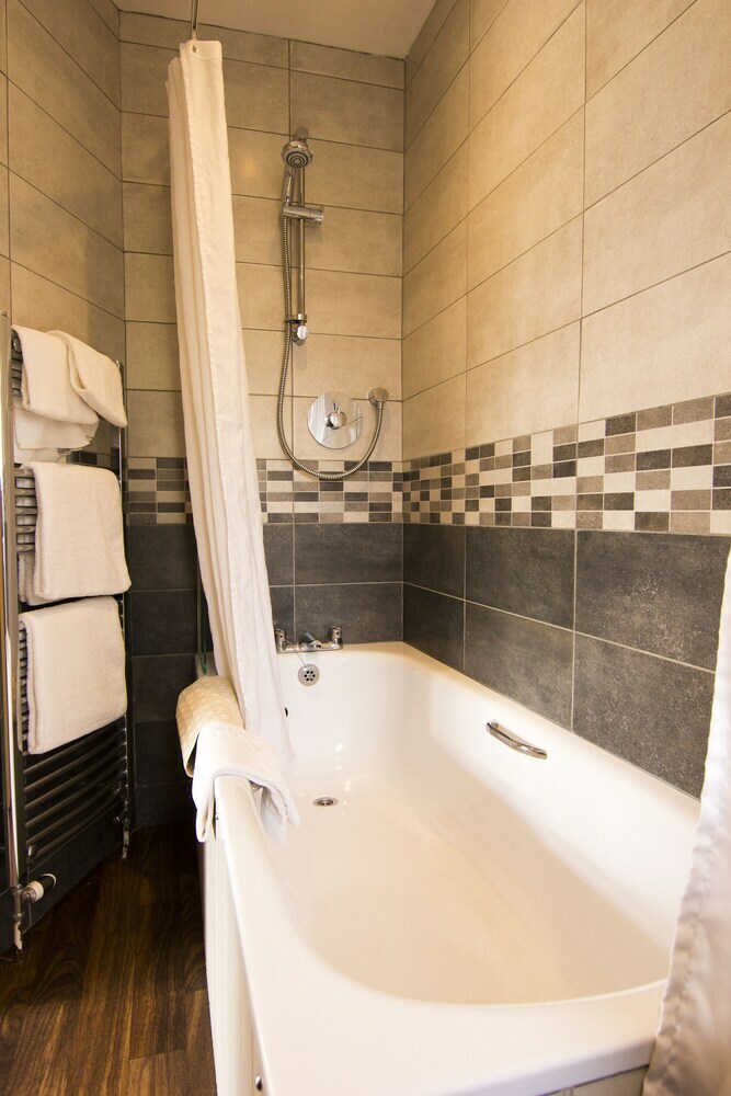 St David's Cross Hotel