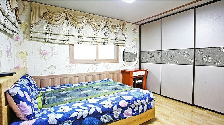 Maple Inn Pension