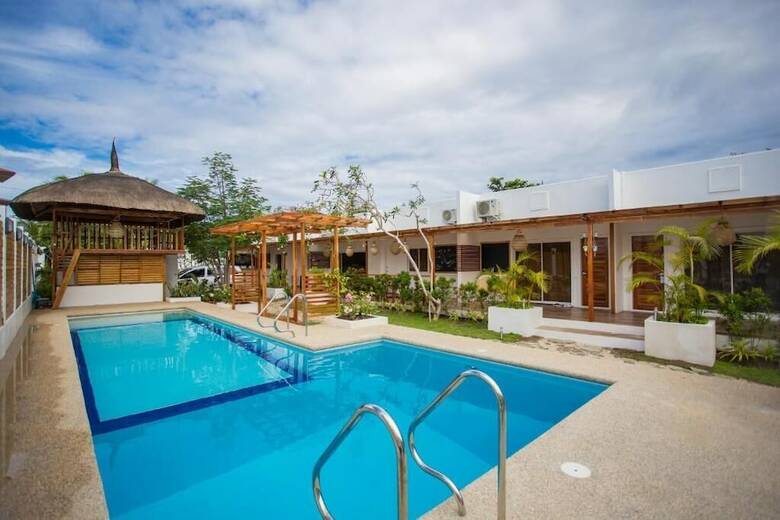 Hotel Kalachuchi Inn