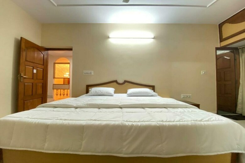 Hotel Iris