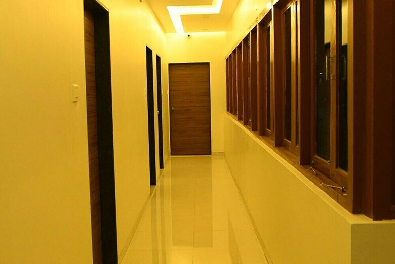 Hotel Onella Regency