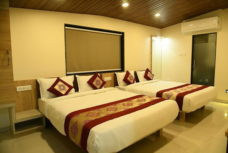 Hotel Onella Regency