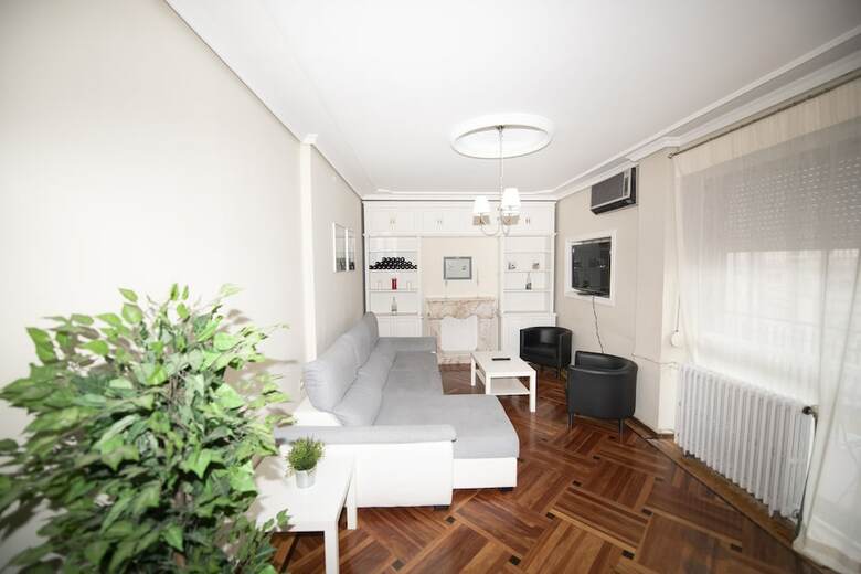 Apartamentos Espacios Blanco Santiago