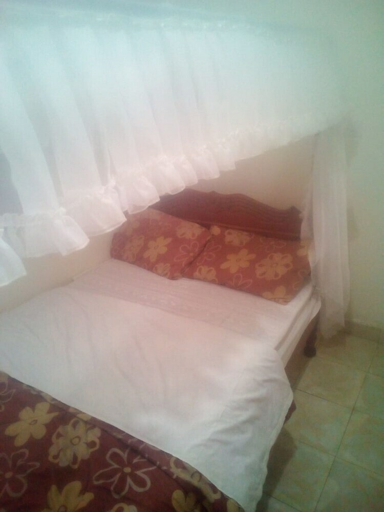 Hotel Jaws Palace Umoja