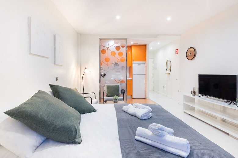 Apartamentos Sleep La Latina By Stay