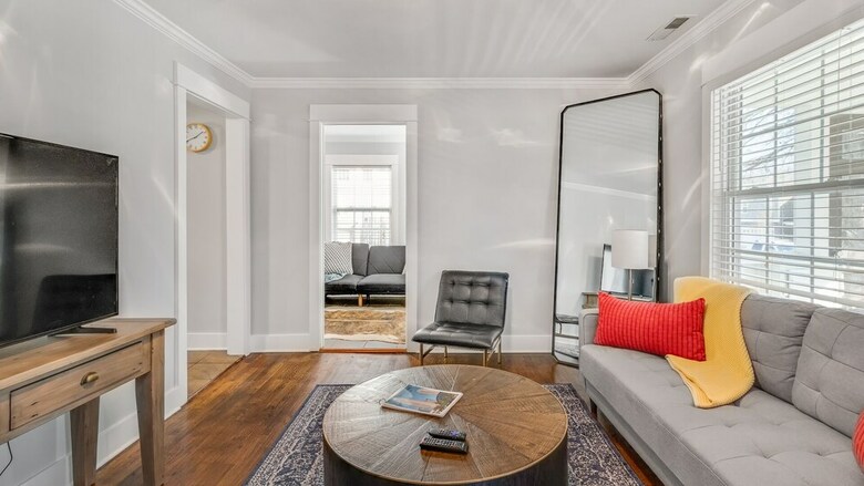 2 Bedroom, Georgia Avenue