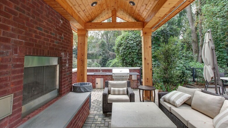 2 Bedroom, Queens Road