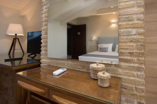 Hotel Golden Coast Boutique - Luxury Living