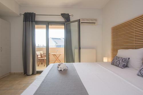 Hotel Golden Coast Boutique - Luxury Living