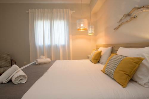 Hotel Golden Coast Boutique - Luxury Living