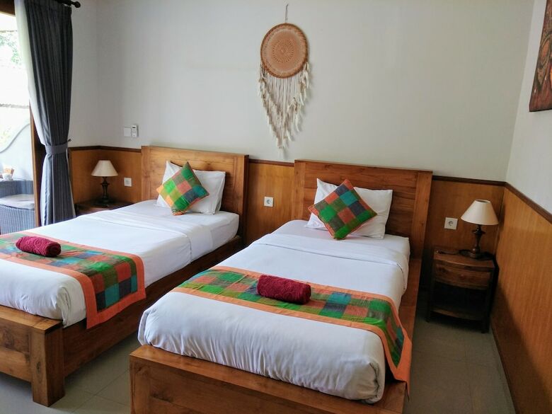 Hotel Putu's Paradise Guesthouse