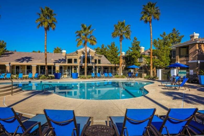 Beautiful & Quiet Apartment 15 Minutes From Strip