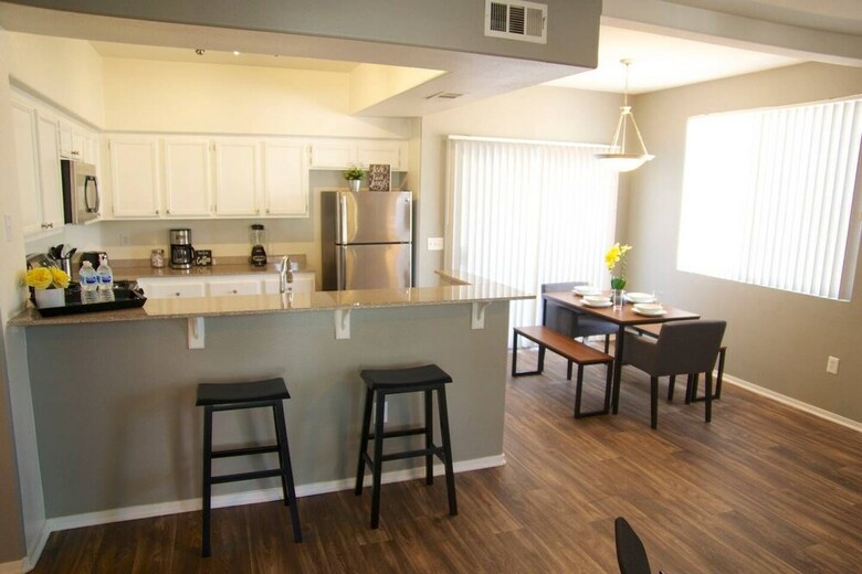 Beautiful & Quiet Apartment 15 Minutes From Strip