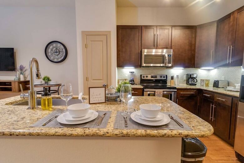 Apartamento Modern & Safe Home Access To Pool Free Parking